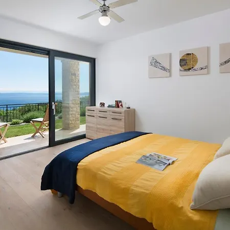Willa Drenje Sleeps 6 With Pool Air Con And Wifi Drenje (Istria)